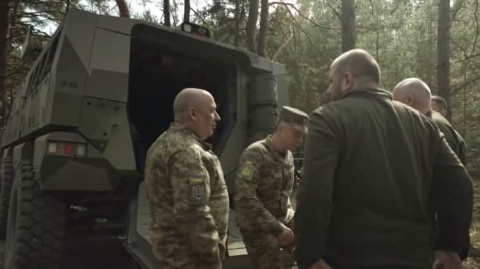 Ukraine's commander-in-chief and defence minister share video of new armoured vehicle of Ukrainian production – video