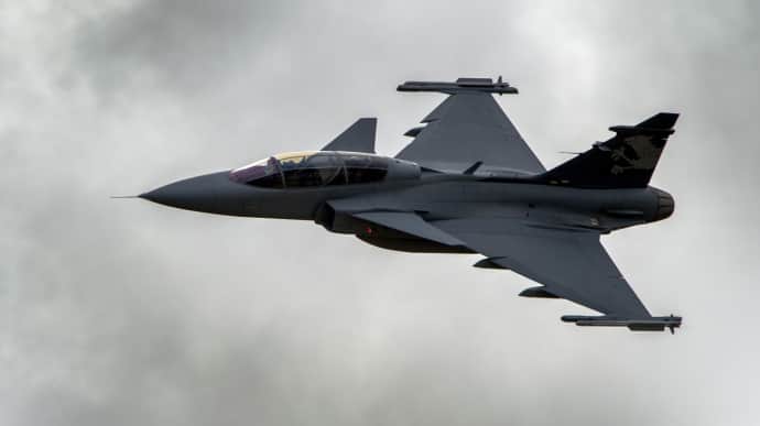 Ukraine's President's Office states Ukraine did not reject Gripen Swedish fighter jets