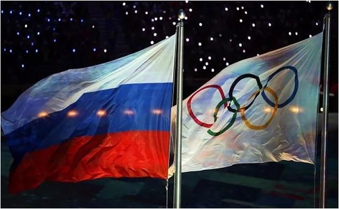 МОК заборонив російським олімпійцям використовувати національну символіку