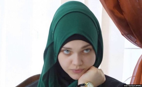 Оккупанты отпустили задержанную крымскотатарскую активистку