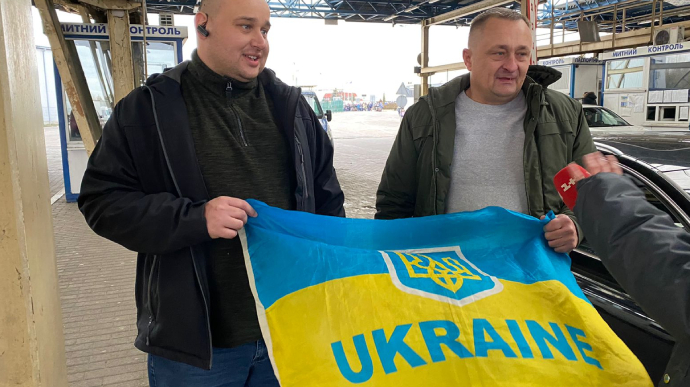 Russia-Ukraine war: 310,000 Ukrainians come back from abroad, the majority of them men