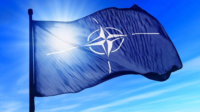 НАТО займається пошуком місця для навчання військових за межами Афганістану