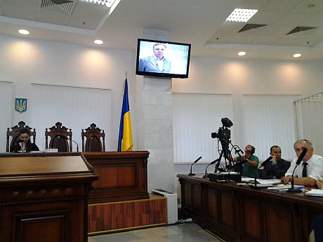 Кириченко свідчить у суді по відео