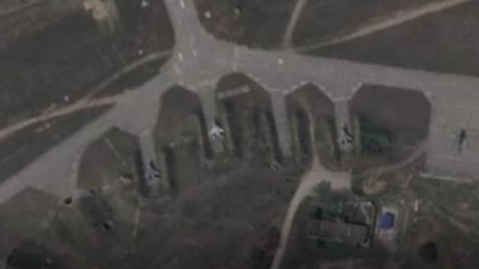 Satellite images of Russian Belbek airfield in Crimea after missile strike appear online