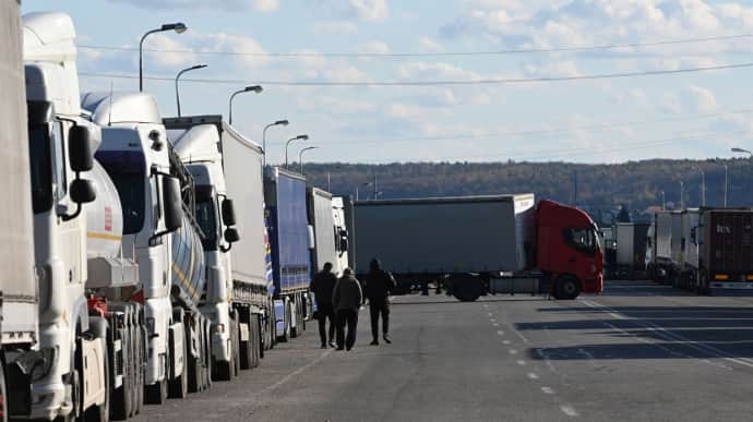 Польские фермеры планируют теперь блокировать КПП на границе Литвы