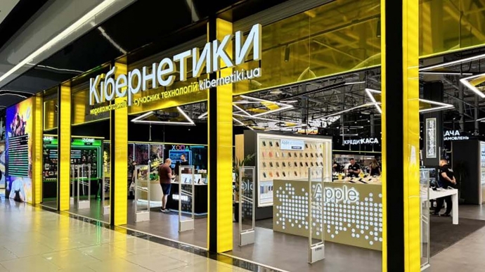 Russians destroy Kyiv warehouse of Kibernetiki electronics chain