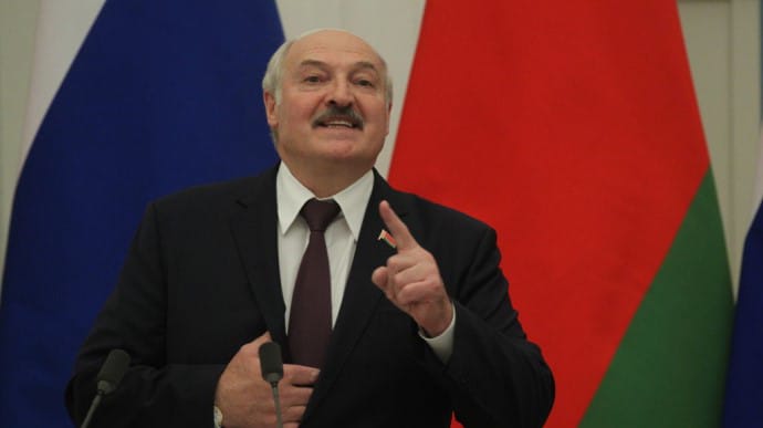 Лукашенко пообіцяв, що Білорусь ніколи не стане демократичною, як Україна