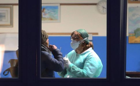В Італії третя людина померла від коронавірусу, 149 інфікованих