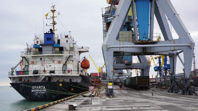 Россия заблокирует морские пути в украинские порты - АМПУ