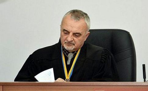 Судья, отпустивший Крысина, идет на встречу с активистами – нардеп