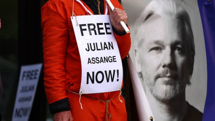 Засновник WikiLeaks Ассанж уклав угоду, щоб уникнути ув'язнення в США