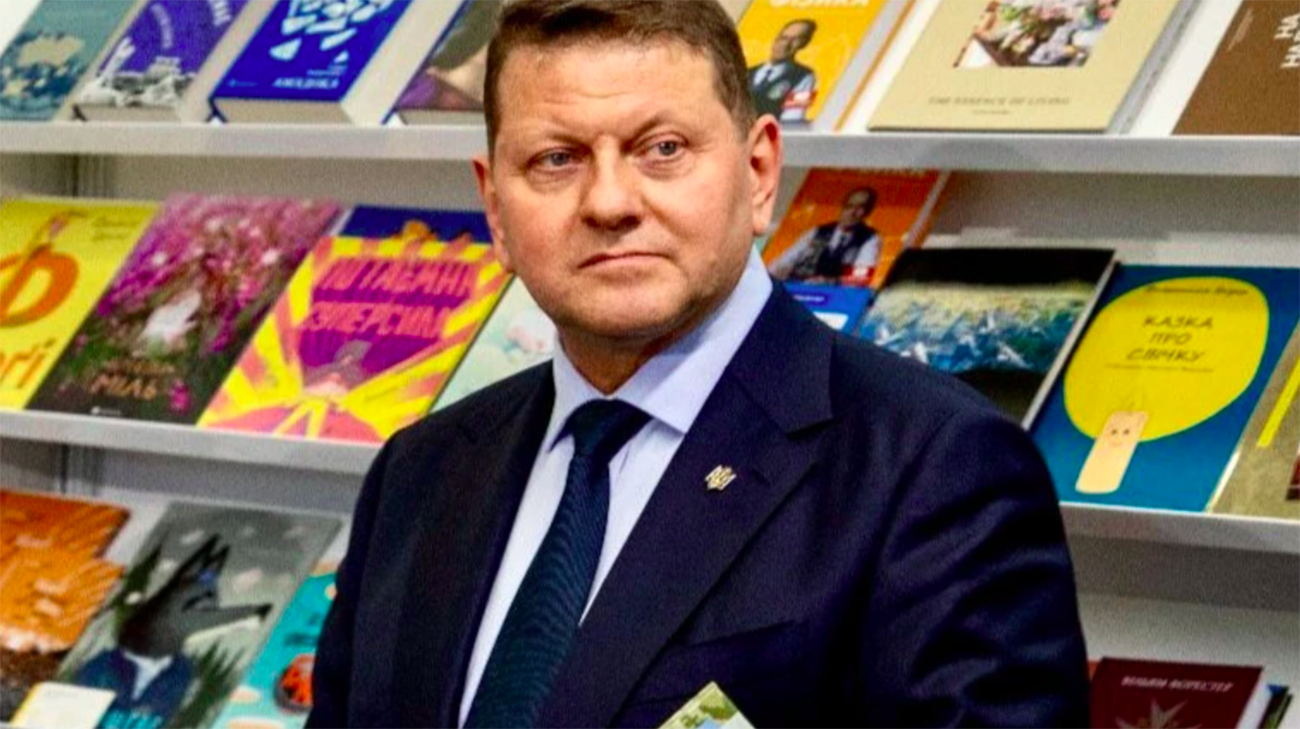 New book on war announced by former Ukrainian commander-in-chief at London Book Fair – photos