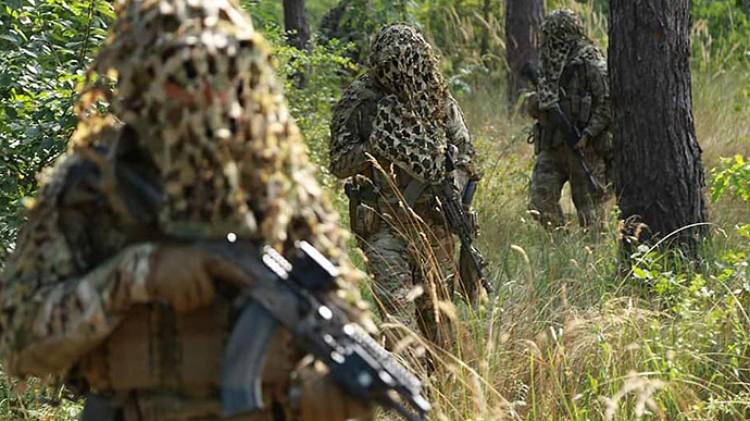 Ворог обстрілює південь і схід України, на Херсонщині тривають бої – дані ОВА  