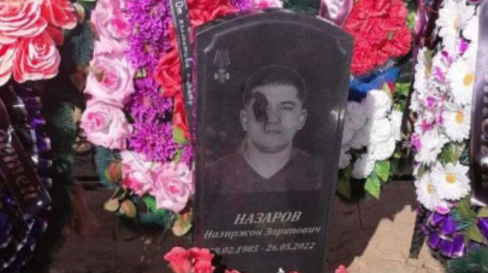 In eastern Russia, the graves of soldiers who died in Ukraine were defaced