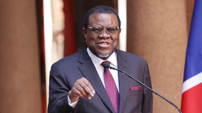 Помер президент Намібії