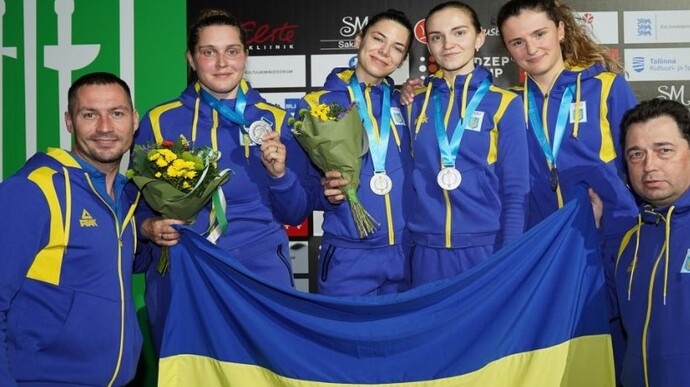 Команда українських шпажисткок здобула срібло на Кубку світу в Таллінні