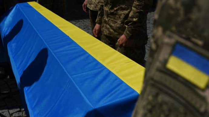 16 soldiers to be buried in mass grave in Chernivtsi for first time in Ukraine