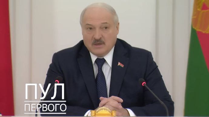 Лукашенко відправить у Казахстан роту своїх миротворців