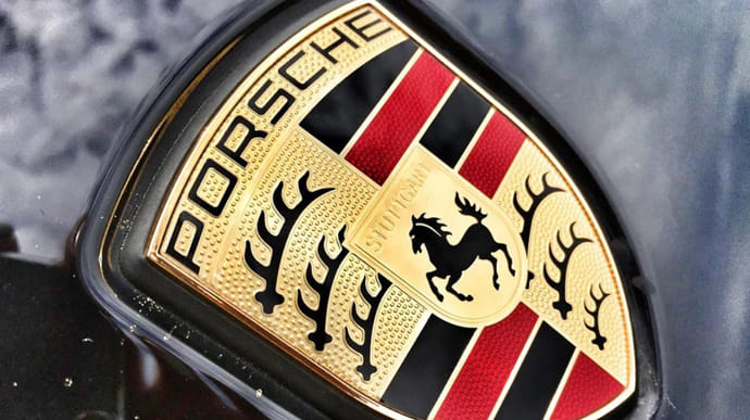У Польщі затримали українця, який перевозив у Porsche Cayenne 11 нелегалів з Іраку