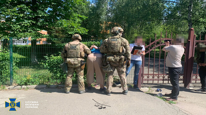 СБУ: в Черновцах поймали российского диверсанта, готовившего теракты на железной дороге