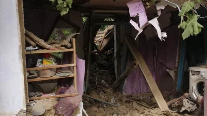 Армія РФ обстріляла село на Херсонщині: загинула жінка