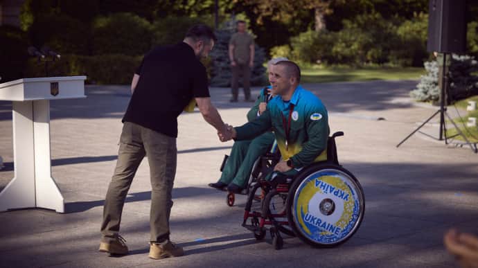 Зеленський відзначив нагородами призерів Паралімпійських ігор-2024 