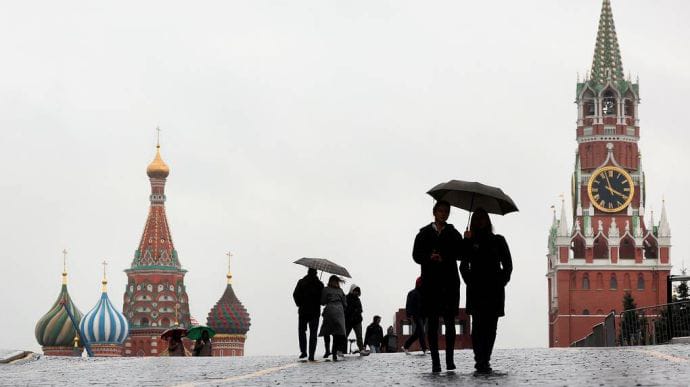 В России новые ковидные антирекорды по заболевшим и умершим за сутки