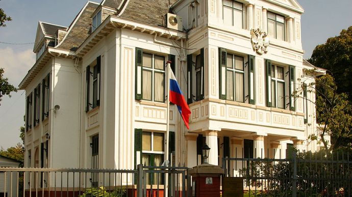 Нидерланды, Бельгия, Чехия и Ирландия высылают российских дипломатов