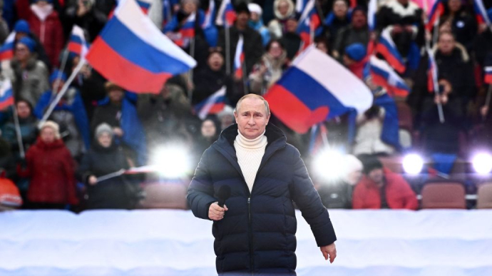 Разведка США не верит, что перемены в общественного мнение в РФ повлияют на Путина
