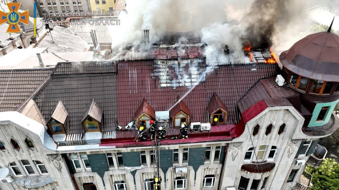 В центрі Одеси масштабна пожежа