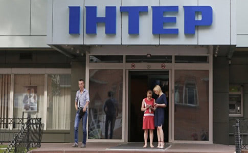 Интер заявил, что не договаривался с митингующими и поблагодарил Порошенко