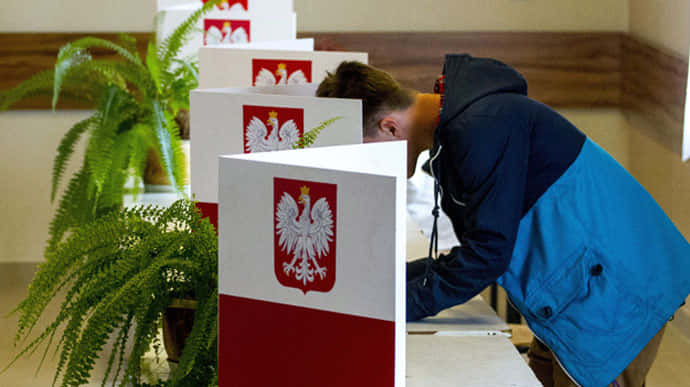 В правительстве Польши планируют провести президентские выборы 28 июня