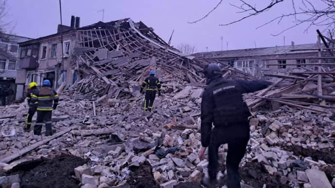 Кількість загиблих через удар по Великому Бурлуку на Харківщині зросла до 5 осіб