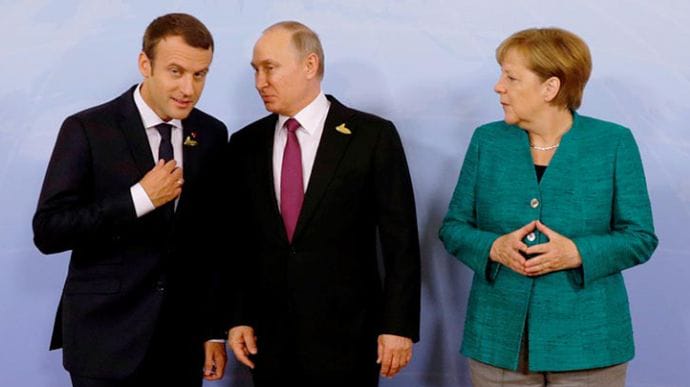 Макрон и Меркель поговорили с Путиным: призвали прекратить огонь на Донбассе