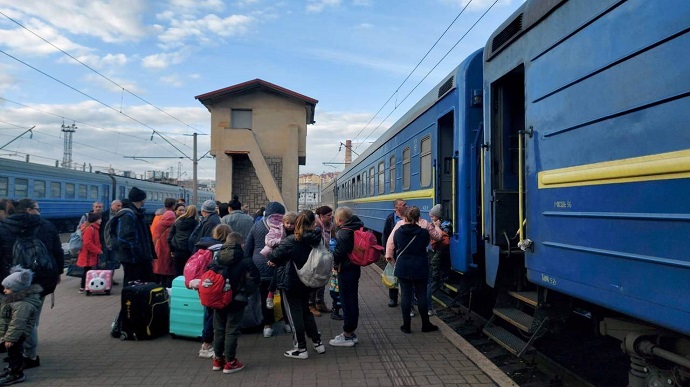Графік евакуаційних потягів на 19 квітня
