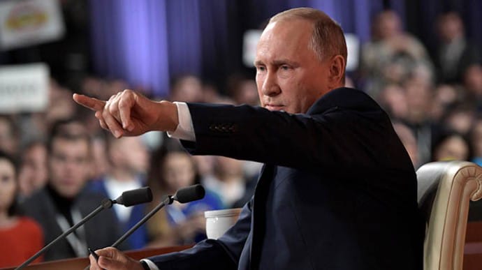 Путін планує зміцнити братні зв'язки росіян з українцями