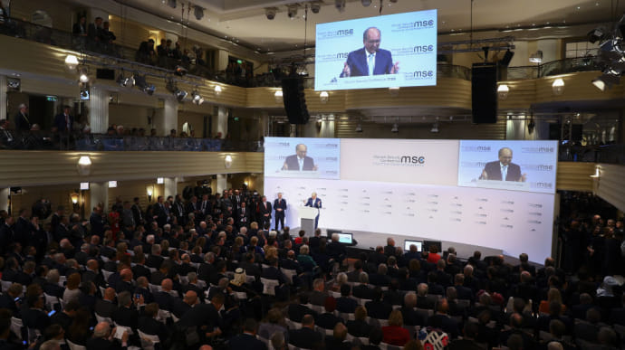 Росія відмовилася від участі у Мюнхенській безпековій конференції