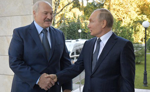 В РФ заявили, що Путін і Лукашенко серйозно зблизили позиції і зустрінуться знову