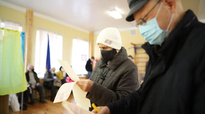Киевская ТИК только начала получать протоколы по местным выборам