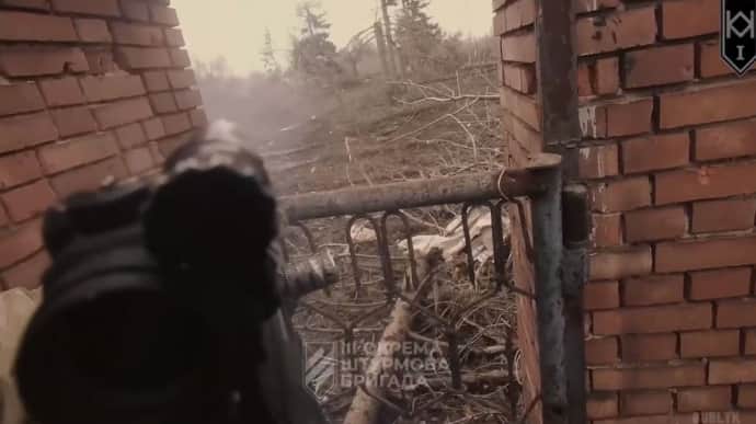 Ukraine's 3rd Assault Brigade shares footage of fighting near Avdiivka – video
