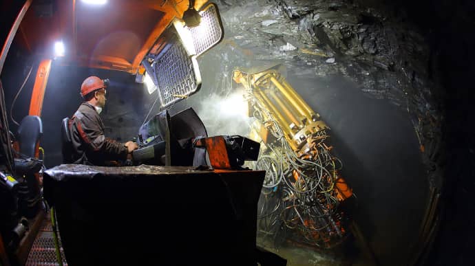 Криворожье: всех шахтеров, которые из-за атаки Шахедов застряли под землей, подняли на поверхность 
