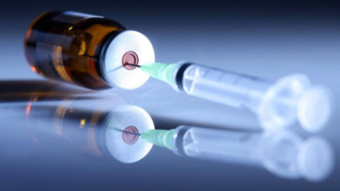 Рада дала добро на екстрену реєстрацію вакцин проти коронавірусу