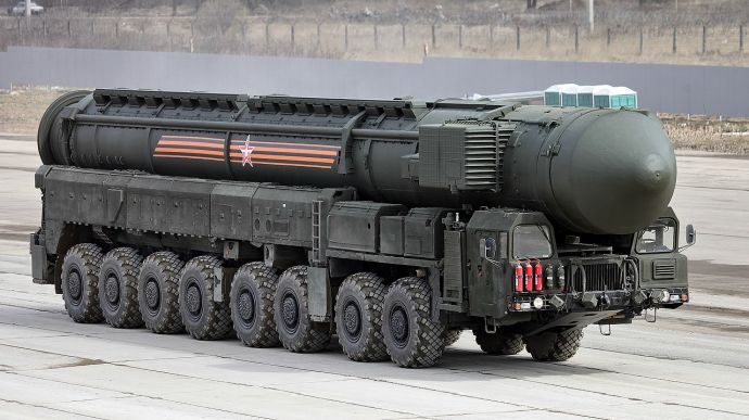 Ядерная угроза: в РФ сообщили об учениях стратегических комплексов Ярс 