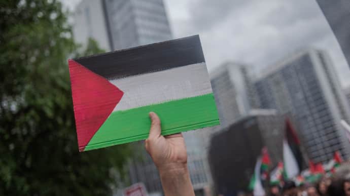 Еще две страны признали Палестинское государство