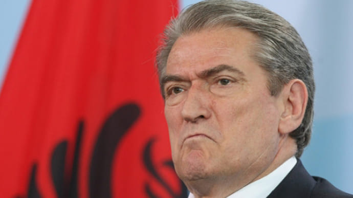 США ввели санкции против экс-президента Албании за коррупцию