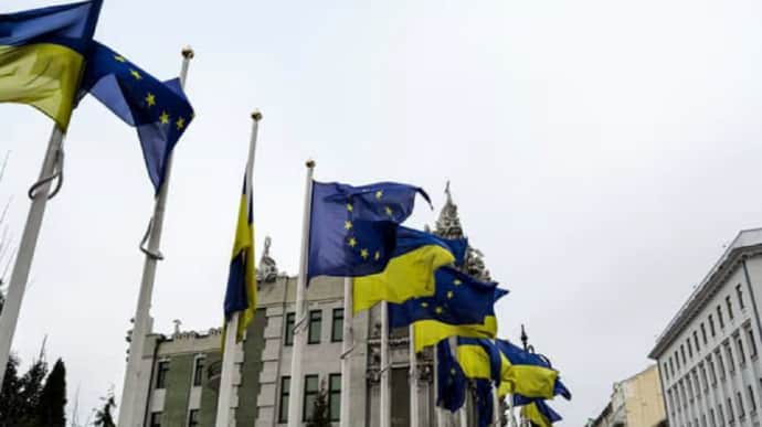 ЄС обіцяє підготувати до кінця літа ще 20 тисяч українських солдатів