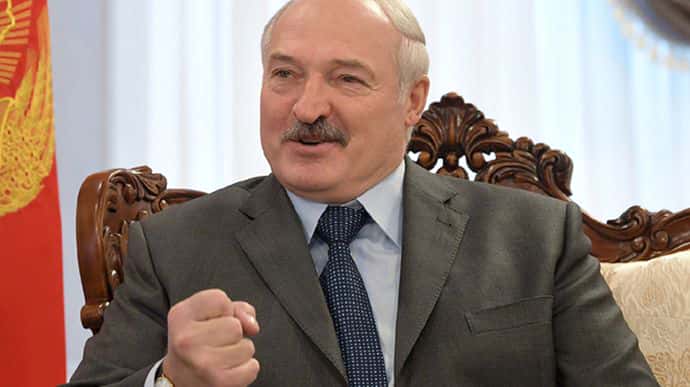 Лукашенко впевнений, що жінка не може керувати Білоруссю