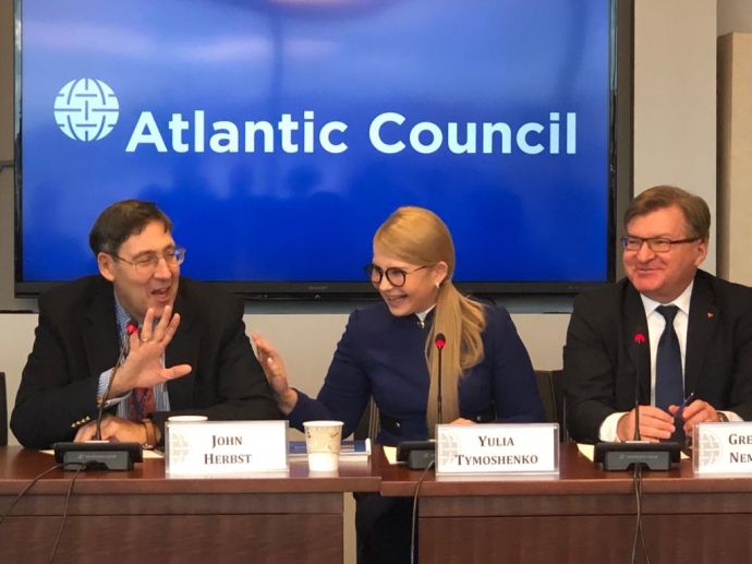 Тимошенко на круглом столе в Атлантическом Совете