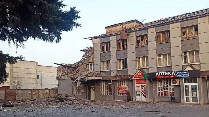 Луганщина: у мешканців окупованої Кремінної відбирають телефони, закінчуються продукти