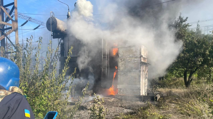Оккупанты обстреляли Славянскую ТЭС, возник пожар